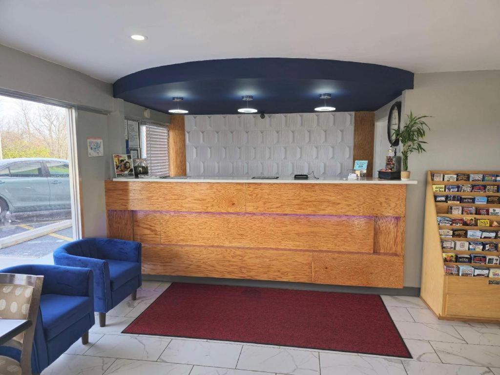 Americas Best Value Inn Елізабеттаун Екстер'єр фото